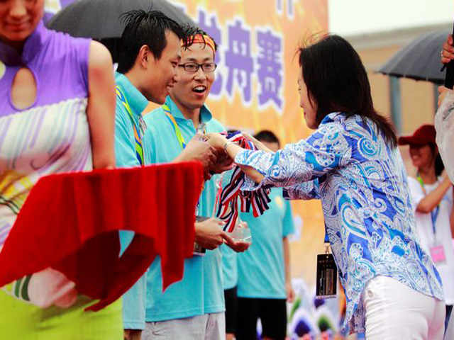 园区管委会夏芳副...